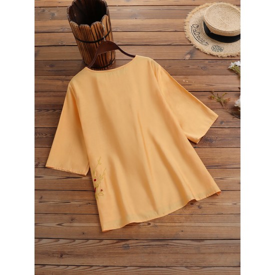 Plants Embroidered Round Neck Half Sleeve Casual Blouse Plants Embroidered Round Neck Half Sleeve Casual Blouse